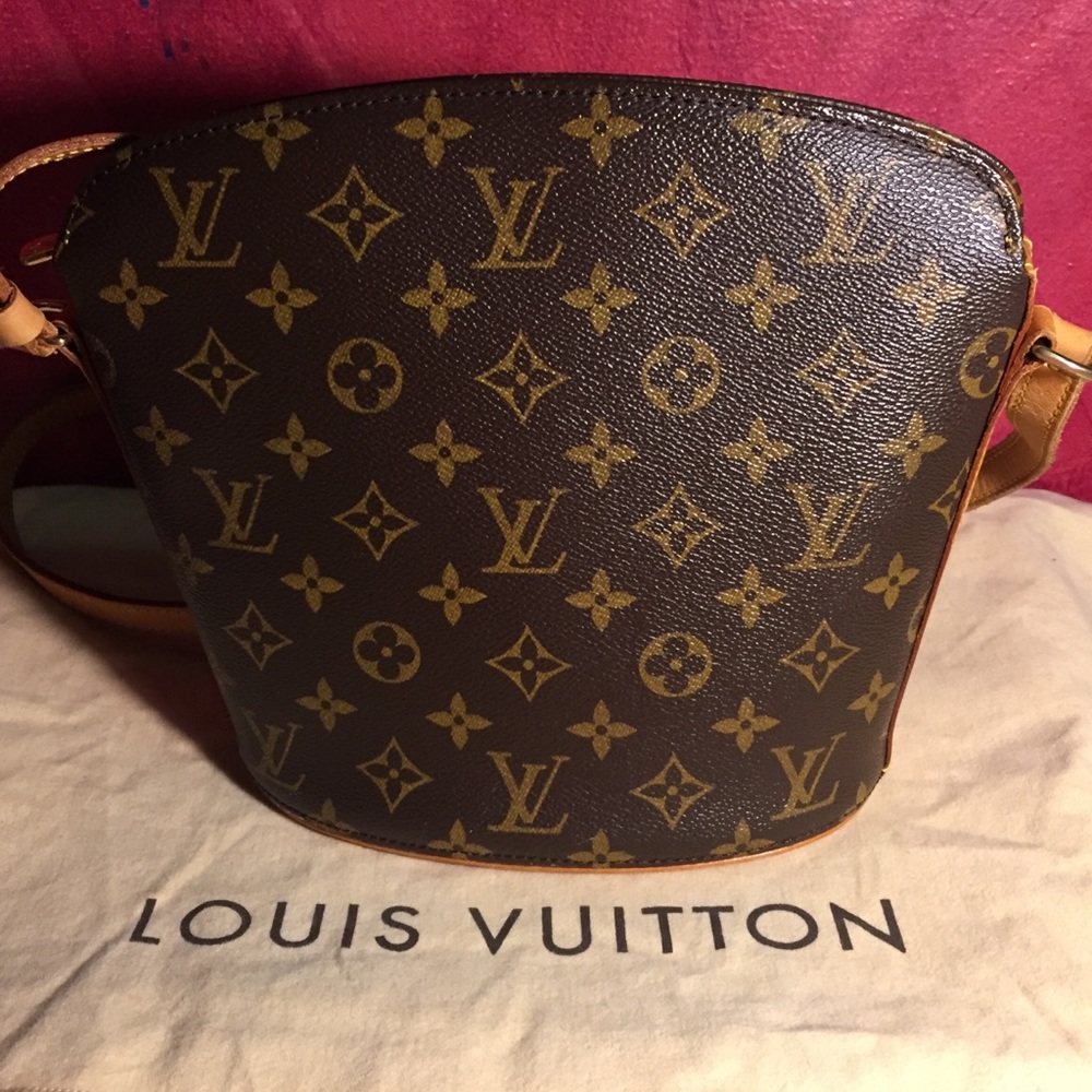 Louis Vuitton Crossbody